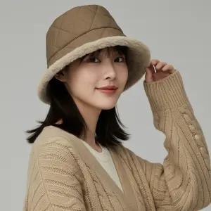 루타미 테디 퀼트 퍼 버킷햇