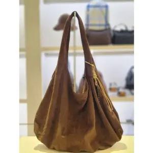 [갤러리아] [발리스윗] 인조스웨이드이지숄더백SP9ZAB07