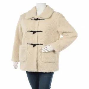 [1월 10일 배송] 미쏘 [카인다쿨]페이크퍼 토글 하프 코트_MIWJLG121B 594092