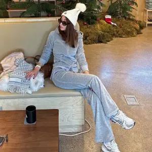 다니골프 (기본/롱)(S~L)코지벨 후드셋업(택가 144000)