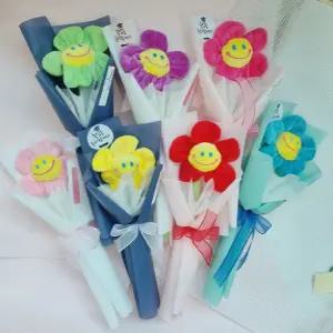 스마일 꽃 인형 한송이 꽃다발 학예회 졸업식 단체꽃다발