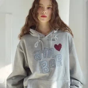 엠버 패치 후드티 그레이