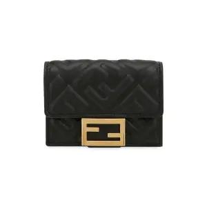 스크래치_ 여성 바게트 마이크로 트리폴드 블랙 반지갑 8M0395 AAJD F0KUR(176375)