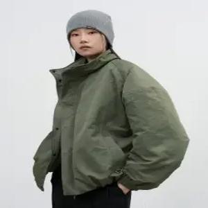 제너럴아이디어 GENERALIDEAstandard UNI 패디드 볼륨 블루종 봄버 점퍼 KHAKI SBE3U07006