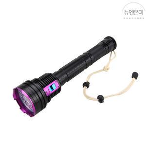 뉴엔온미 LED 랜턴 수중 충전식 휴대용 해루질 야간 방수 후레쉬 손전등 UM617