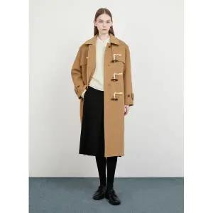 [롯데백화점]시스티나 떡볶이 단추 핸드메이드 롱 코트-AWHCTO41020