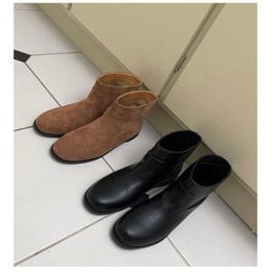 숏부츠 앵클부츠 스웨이드 가죽 짧은 라운드 둥근코 통넓은 봄 가을 겨울 여자 여성 플랫 낮은굽 로우굽 2cm (230-255/브라운,블랙)