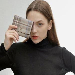 [NS홈쇼핑][헤지스ACC] 아이보리 가죽 배색 체크 퍼피로고 반지갑 HIWA1F323I3..