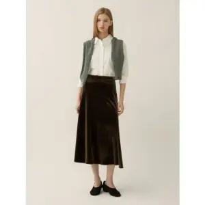 [갤러리아] [겨울]벨벳 A라인 롱스커트