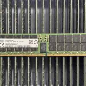 서버용 DDR5 ECC 메모리 256GB