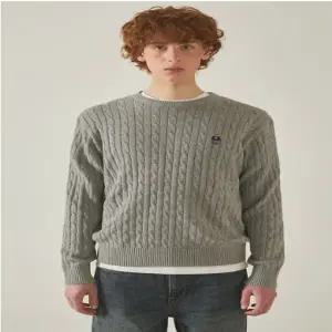 [후아유] 스티브 케이블 스웨터(M) / WHKAF1102M