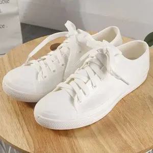 여자 데일리 방수 스니커즈 레인 방수 운동화 장마철 (WFFWKK8)