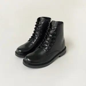 [터벅]데일리 레이스업 워커 아덴라이