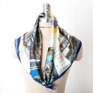 1300K  더로라 64정사각 실크스카프   돌고래 쇼우 S24022