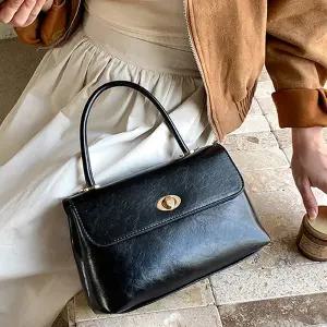 끄레앙 여성 심플 스퀘어 토트백 스트랩포함 숄더백 데일리백 5812