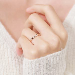 [로이드](센텀시티점)10K 러브 플로우 커플링 여성 반지 LRW20C03T