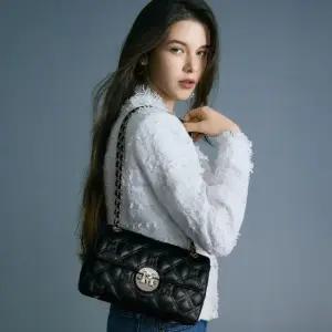 숄더 겸용 크로스  M213MQ0364Z