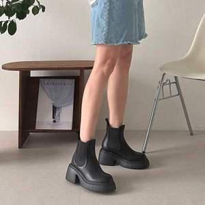 홀릭 HSM007 여성 부츠 소가죽 발편한 가을 겨울 워커 소가죽부츠