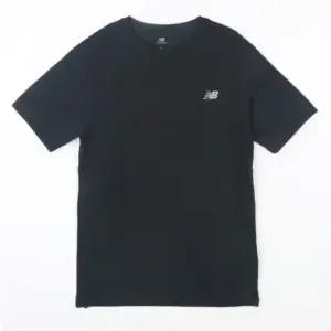 뉴발란스 MT53812 MEN 스포츠에센셜 반팔티 NBNEFCO361-19