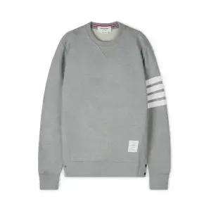 톰브라운 남성 사선 완장 그레이 맨투맨 MJT021H 00535 068