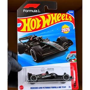 Mattel Hot Wheels 1/64 기본 자동차 메인 라인 시리즈 2025 J 케이스 F1 메르세데스 Amg 페라리 SF90 Coll