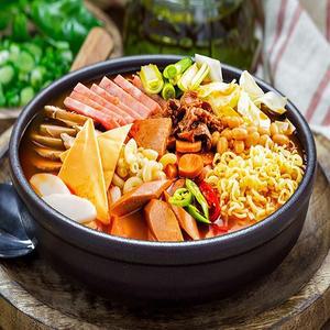 장순필 고기반 부대찌개 500g 2봉  4봉 + 라면사리 2봉  4봉  1봉 2-3인분)