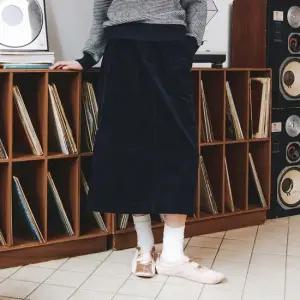 우먼스 코듀로이 베이직 스커트 8120 네이비