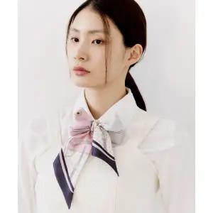 [롯데백화점]루이까또즈 실크 방도스카프 애니 핑크 2DSM591PI