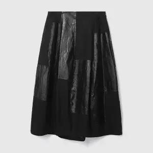 [DEMOO](센텀시티점)레더 블록 스커트 블랙