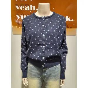 갤러리아 [바인드]그랜마플라워가디건_C 라운드가디건(DGFW9-WSC213)