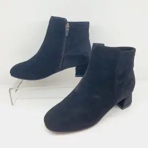 [행복한백화점][허시파피]허시파피 스웨이드 기모 여성 앵클부츠 FQ618