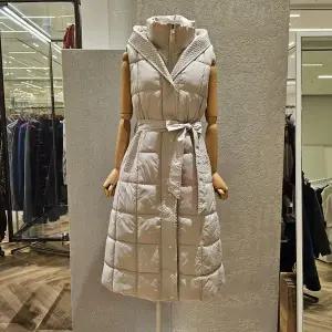 [메종블랑쉬](대구신세계)이중카라롱패딩베스트 M254JVOB51D