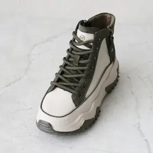 [롯데백화점]원더슈즈 천연소가죽 볼리하이 컴포트 쿠션 미끄럼방지 키높이 스니커즈 6.5CM BD-M2319