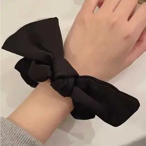 헤어 슈슈 리본 머리 끈 포니테일 스크런치 곱창 코디