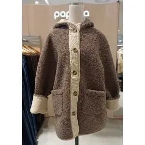 [파프리카](광주신세계)루미앤플로투포켓 코듀로이 배색 퍼 후드점퍼SK4FUB07J