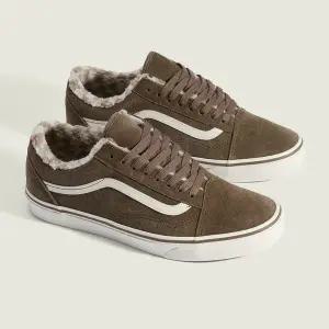 [반스](광주신세계)VANS 반스 코지 허그 올드스쿨 SEPIA / VN000D9Y0E0