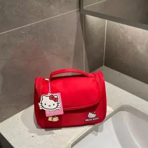 산리오 화장품 파우치 가방 여성 휴대용 여행 대용량 소품 수납 세면도구 헬로키티 마이멜로디