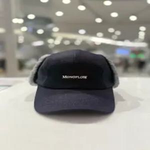 [원더플레이스] 모노플로우 25 EARFLAP CAP (WW9M3TKAC101)