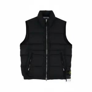 스톤아일랜드 심리스 조끼 패딩 블랙 K2S15G100007 S0028 V0029