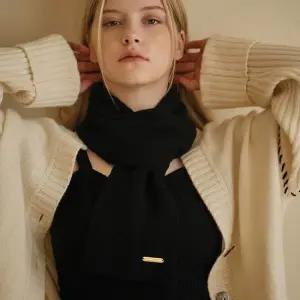 엘제이 캐시미어 케이블 끼움 머플러