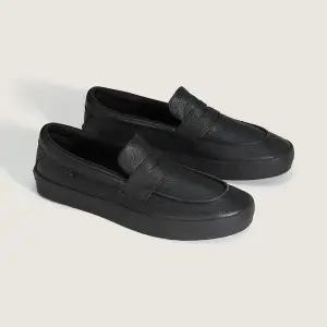 [반스](광주신세계)VANS Skate Loafer 반스 스케이트 로퍼 BLACK-BLACK / VN000VAQBKA