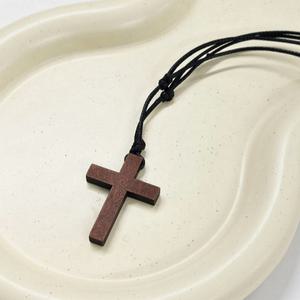 우드 십자가 가죽끈 길이조절 목걸이 나무 팬턴트 차량용십자가 단체 대량