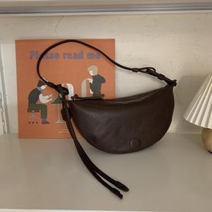 천연 양가죽 크로와상 반달 미니 여행용 크로스백 LS076