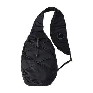 [CP컴퍼니]25FW CP 컴퍼니 크로스백 블랙 RCCMAC735A 005269G 999