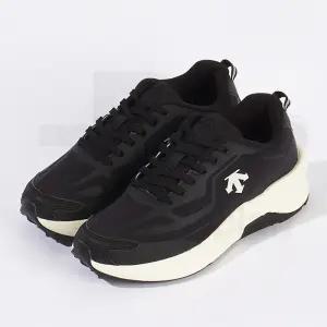 공용 퓨텍트 FUTECT 파워그립 운동화 블랙 SP123LCR34