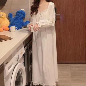 페미닌 공주잠옷 리본 셔링 파자마 흰색 롱원피스 꾸안꾸 20대패션 가을코디