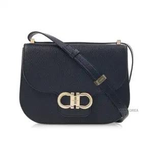 [라벨루쏘] [페라가모] SS25 여성 더블 간치니 크로스백 21 9867 NERO 0781033