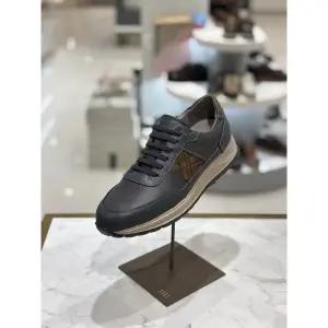 [롯데백화점]닥스 남성 키높이 체크포인트 밴딩 스니커즈 DMX510 그레이 (DMX572HT72)