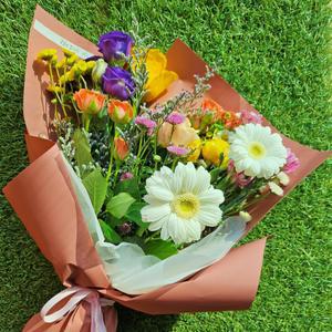 [꽃같은하루] 제철꽃 계절 한다발 L 생화 랜덤 꽃다발 택배 꽃 배달 싼곳