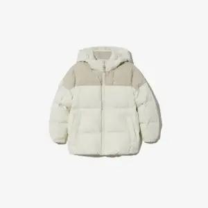 M 휠라키즈패딩 KQC FK2DJG4202X-SWH 중힙 배색 구스패딩